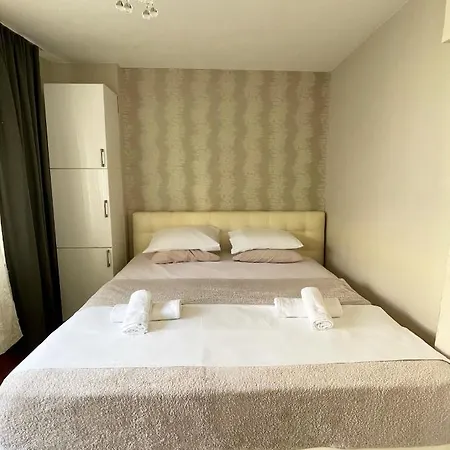 Cozy And Bright Near Bosphorus