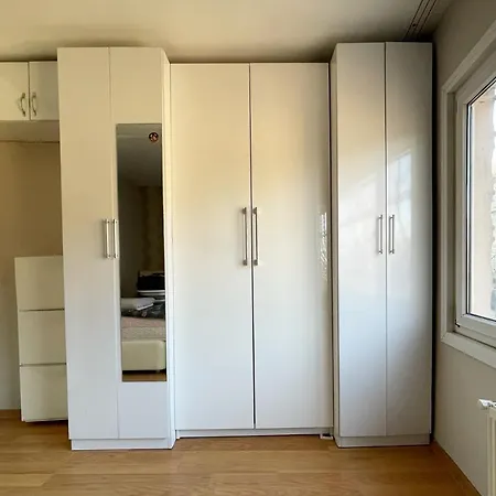 Cozy And Bright Near Bosphorus Daire *